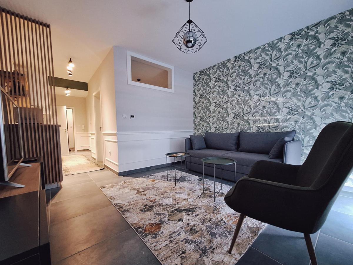 בייאליינה Azimut Apartman מראה חיצוני תמונה