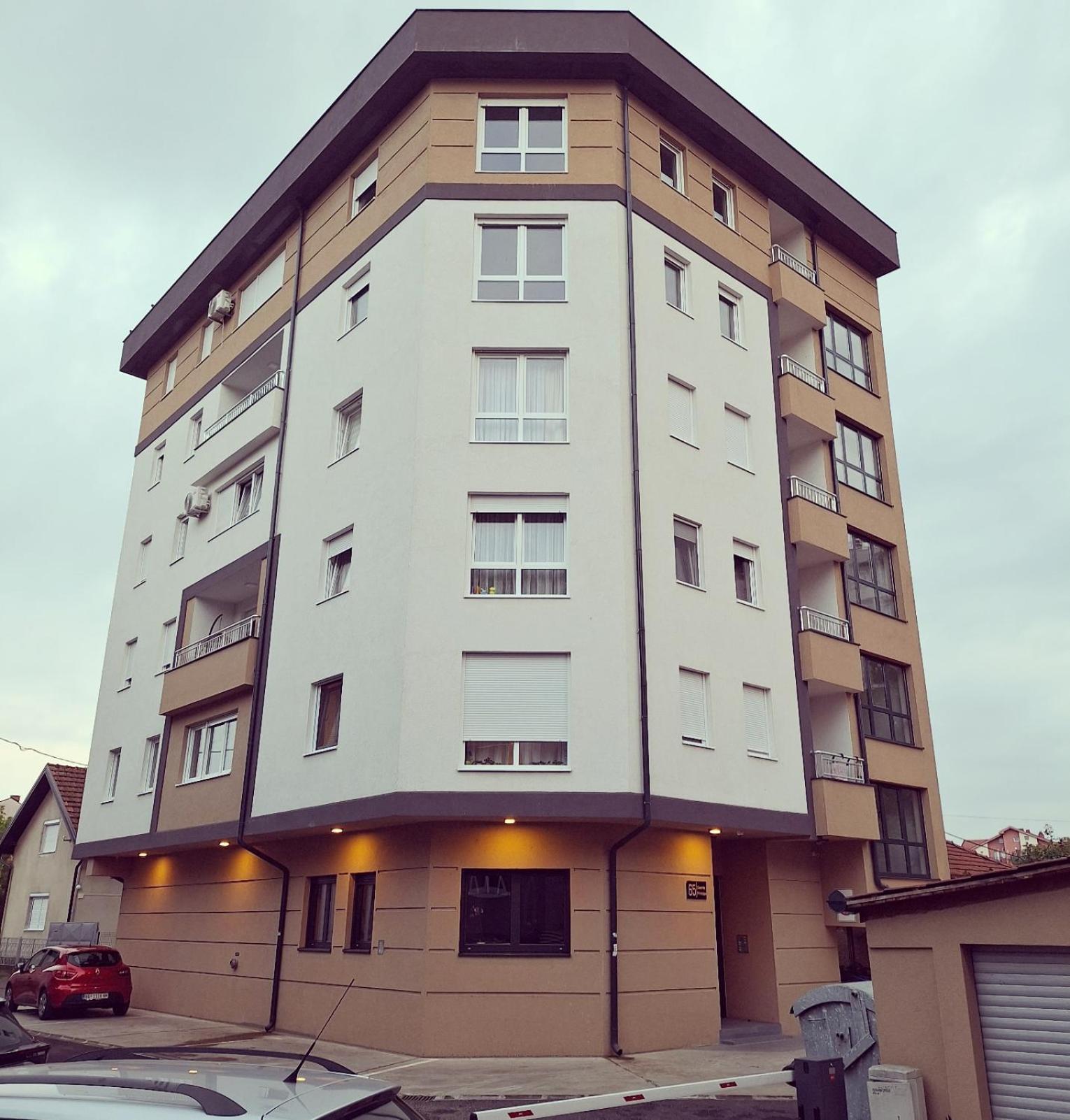 בייאליינה Azimut Apartman מראה חיצוני תמונה